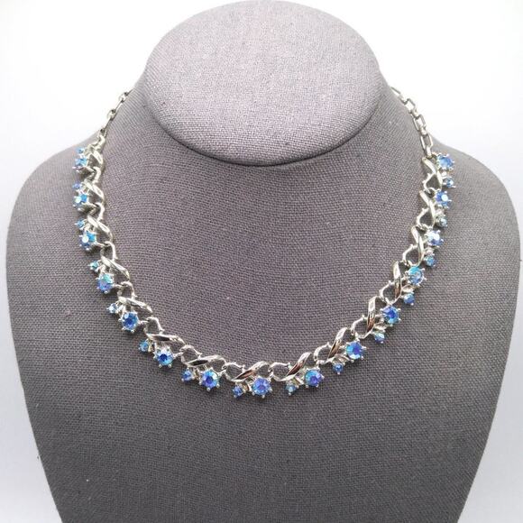 Vintage Star Company Blue Aurora Borealis Choker Necklace, Silver Tone, 17 Inch - Picture 2 of 11